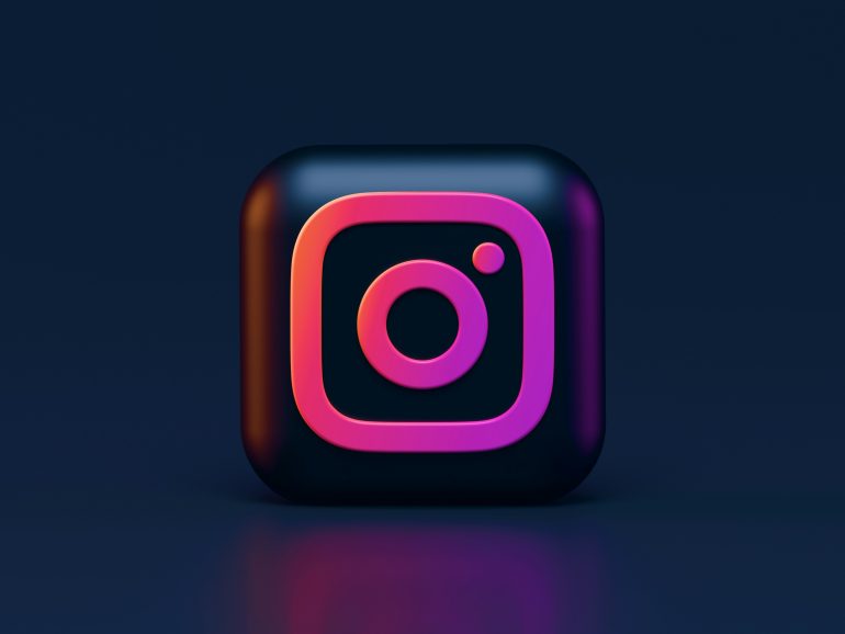 How to Log In to Instagram on a PC or Mac: 3 Easy Steps