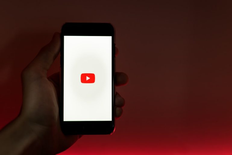 Best Websites to Watch Movies with Subtitles Free