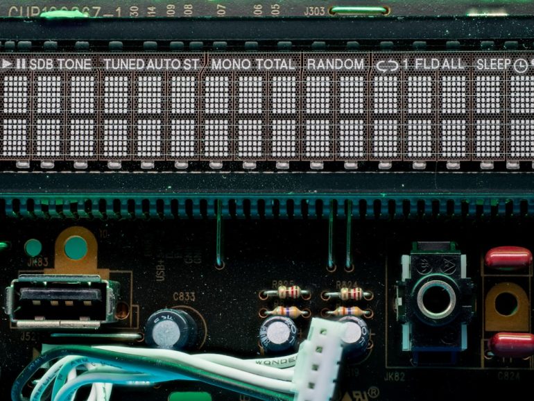 Motherboard Thermistor Header: What It Does