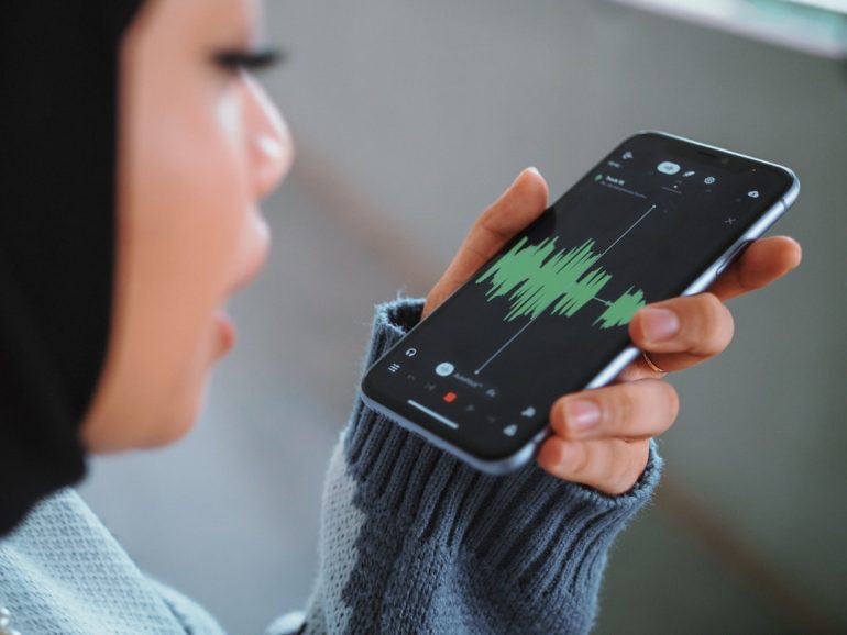 4 Call Recording Tools For Capturing Phone Conversations