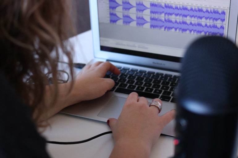 6 Voice Transcription Platforms For Accurate Speech-To-Text